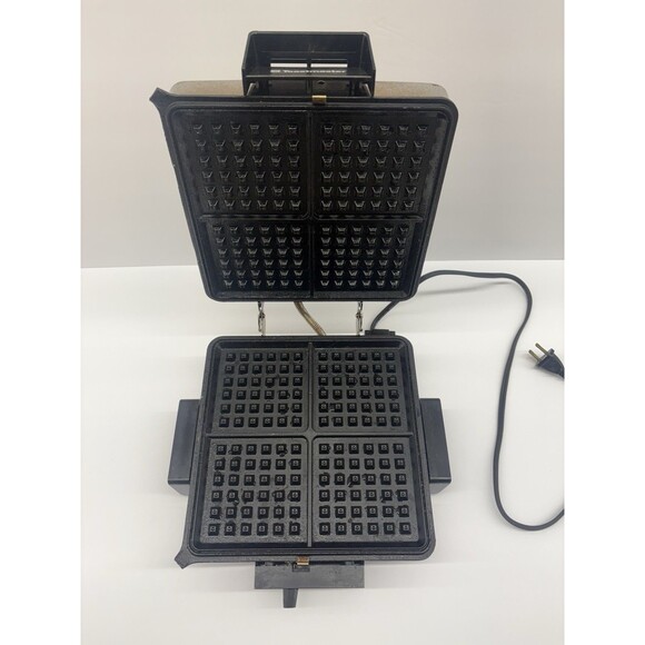 Toastmaster Reversible Plate Waffle Desert Griddle Iron Maker 442A - Picture 4 of 16